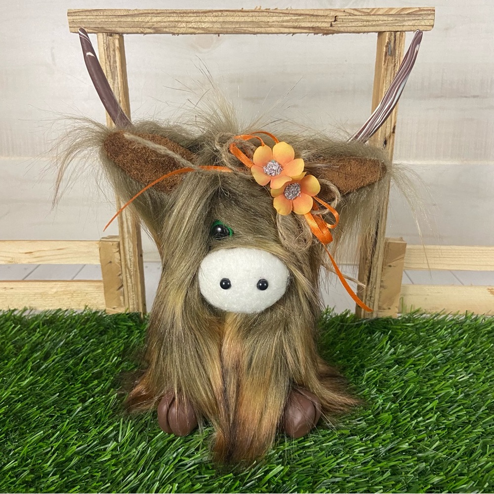 Highland Cow Coo Gnome Rust Brown Handmade Orange Flower Bow Farmhouse Decor - Picture 1 of 13